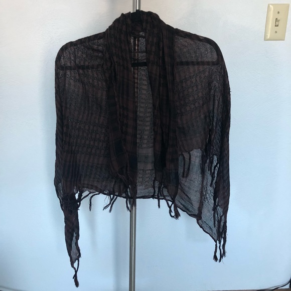 Patterned Fringe Scarf - Picture 2 of 6